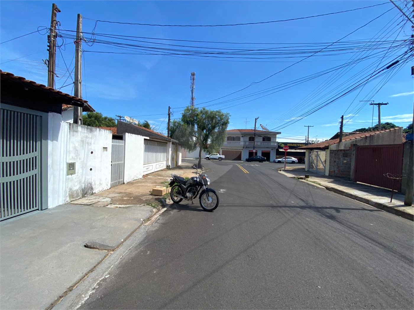 Casa térrea para venda no Pq. Santa Felícia Jardim