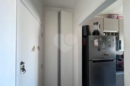 Apartamento a venda.