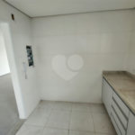 Apartamento com condomínio de clube 3 Dormitórios e 1 Suíte
