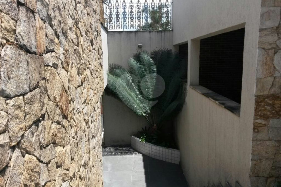 Casa à venda com 3 quartos, sendo 1 suíte, em Santana, São Paulo, SP