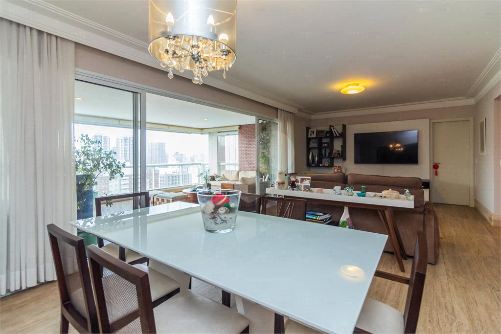 Apartamento à venda com 3 suítes em Perdizes, São Paulo, SP