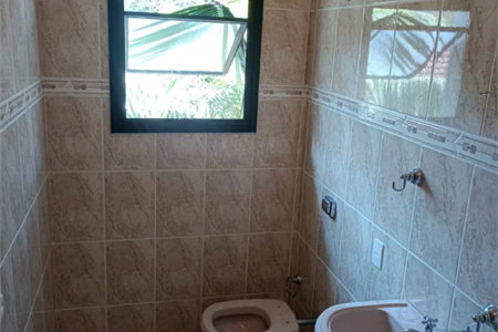 Sobrado à venda com 5 quartos, sendo 4 suítes,  em Rolinópolis, São Paulo, SP