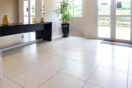 Apartamento à venda com 2 quartos, sendo 1 suíte, em Água Branca, São Paulo, SP