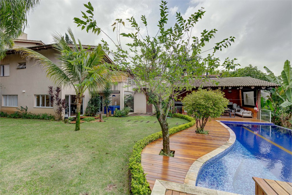Casa à venda com 4 suítes em Chácara Flora, São Paulo, SP