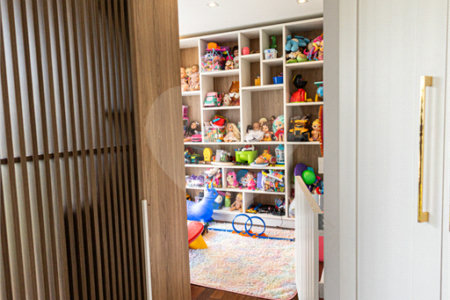 Apartamento à venda com 5 quartos, sendo 4 suítes,  em Parque Reboucas, São Paulo, SP