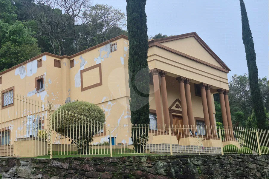 Casa à venda com 4 suítes no condomínio Sausalito, Mairiporã - SP