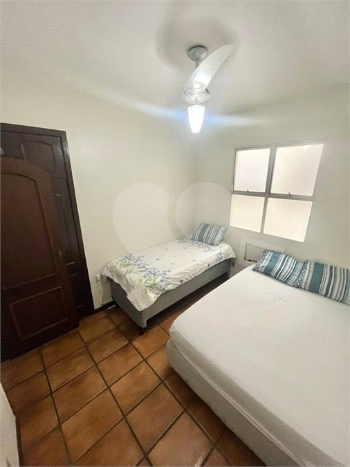 Apartamento à venda com 3 quartos, sendo 1 suíte,  em Vila Nova, Cabo Frio, RJ