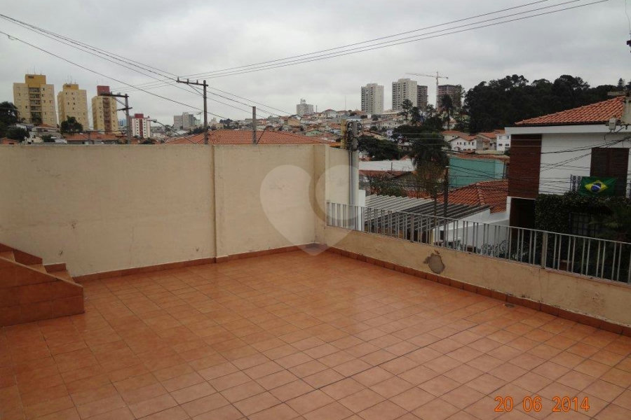 Sobrado à venda com 10 quartos em Vila Mazzei, São Paulo, SP