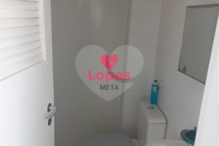 Apartamento à venda com 4 quartos, sendo 2 suítes,  em Vila Adyana, São José dos Campos, SP