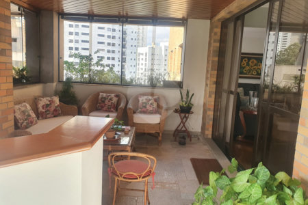 Apartamento à venda com 4 suítes em Vila Andrade, São Paulo, SP