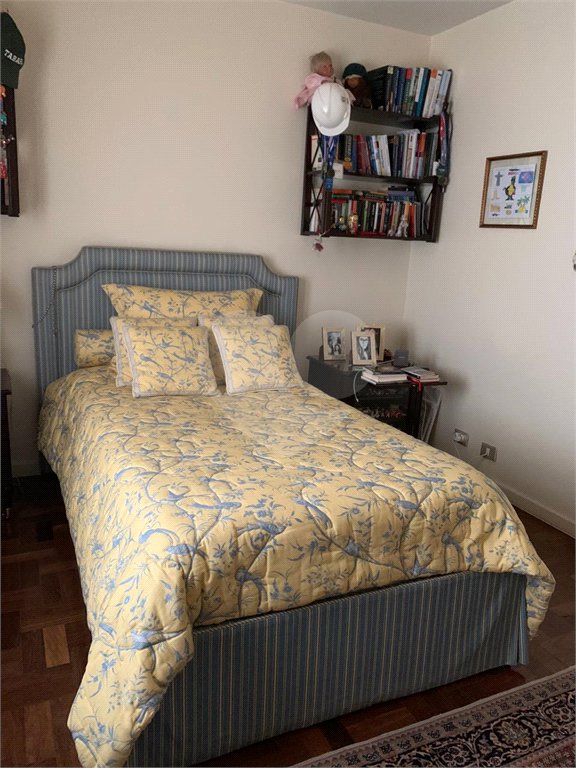 Apartamento à venda com 3 quartos, sendo 1 suíte, em Itaim Bibi, São Paulo, SP