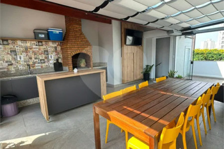 Casa à venda com 3 suítes no condomínio Belle Villle, São Paulo - SP
