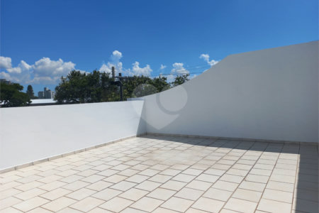 Sobrado à venda com 3 quartos, sendo 1 suíte,  em Vila Lageado, São Paulo, SP