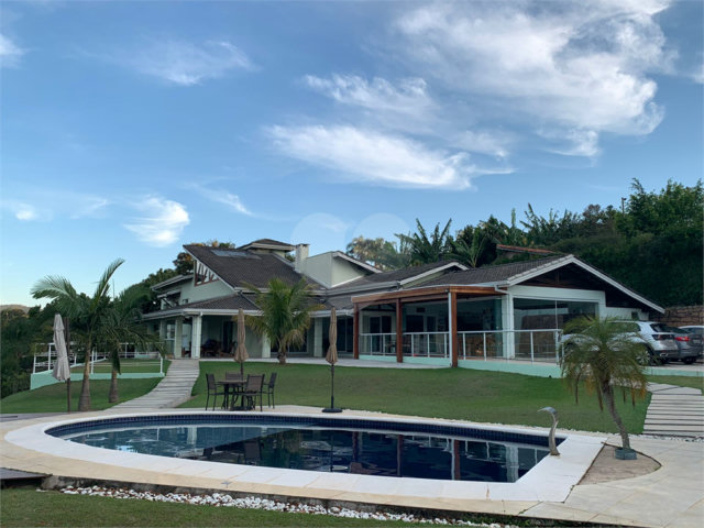 Casa à venda com 4 suítes no condomínio Campos de Mairiporã Gleba 1, Mairiporã - SP