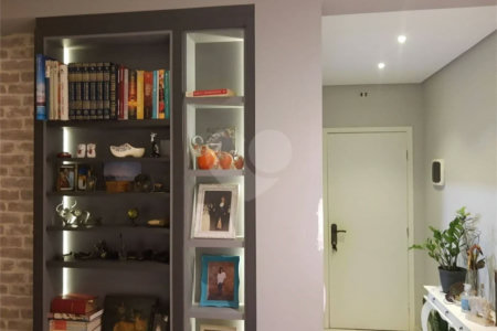 Apartamento à venda com 2 quartos, sendo 1 suíte,  em Santa Claudina, Vinhedo, SP