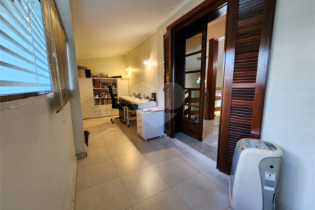 Casa à venda com 4 quartos, sendo 3 suítes,  em Vila Rosália, Guarulhos, SP