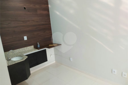 Sala à venda em Vila Mogilar, Mogi das Cruzes, SP