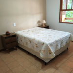 Casa à venda com 4 quartos, sendo 2 suítes,  em Country Residencial Felix, Bom Jesus dos Perdões, SP
