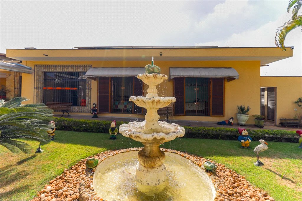 Casa Térrea à venda com 4 suítes em Alto da Lapa, São Paulo, SP