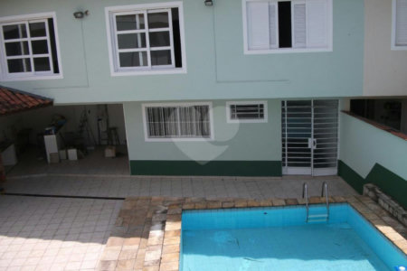Sobrado à venda com 3 quartos, sendo 1 suíte,  em Jardim Vila Mariana, São Paulo, SP