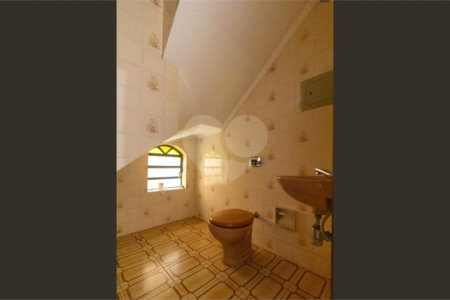 Sobrado à venda com 3 quartos, sendo 1 suíte, em Vila Vasconcelos, São Paulo, SP