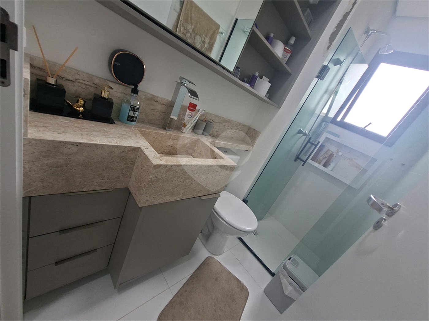 Apartamento à venda com 3 quartos, sendo 1 suíte,  no Centro, Itapetininga, SP