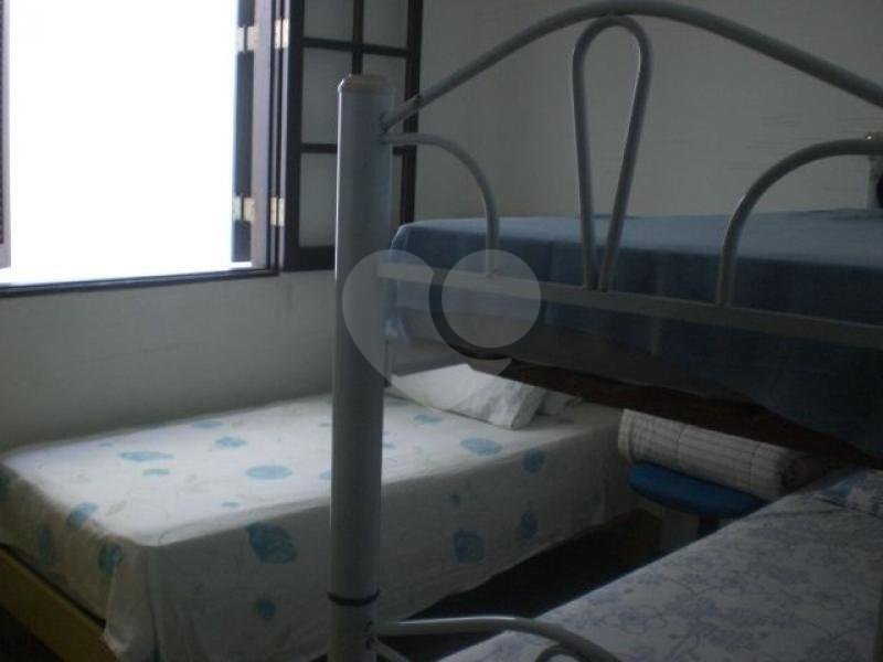 Sobrado à venda com 3 quartos, sendo 1 suíte, em Jardim Peri, São Paulo, SP