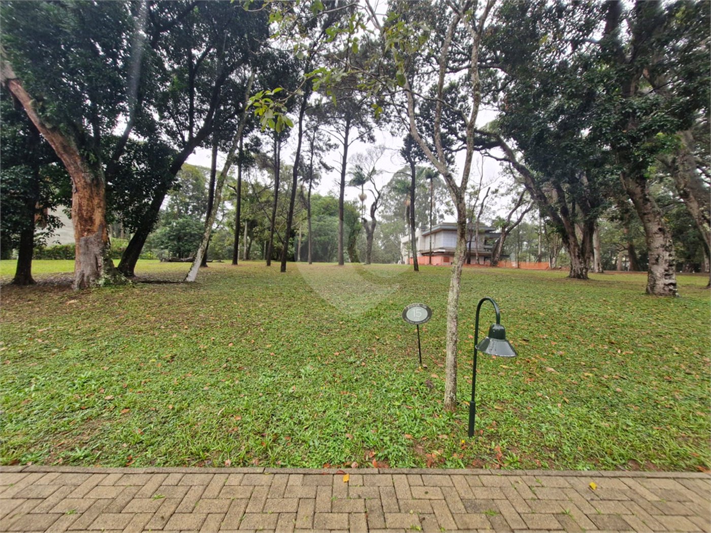 Terreno à venda no condomínio Chácara Santa Helena, São Paulo - SP
