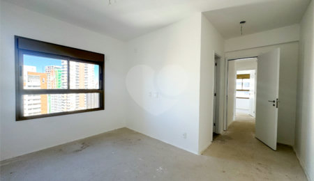 Apartamento à venda com 4 quartos, sendo 3 suítes, em Vila Mariana, São Paulo, SP