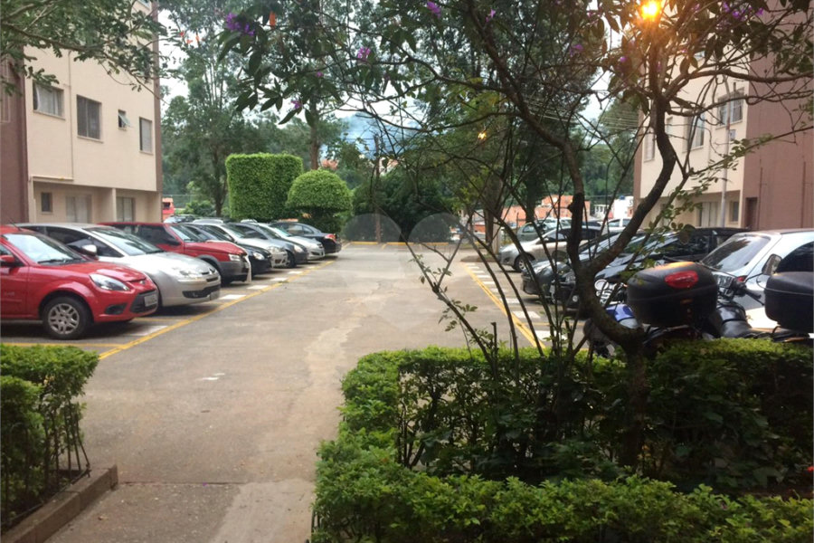 Apartamento à venda com 2 quartos em Horto, São Paulo, SP