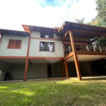 Sobrado à venda com 3 quartos, sendo 1 suíte,  em Serra da Cantareira, Mairiporã, SP
