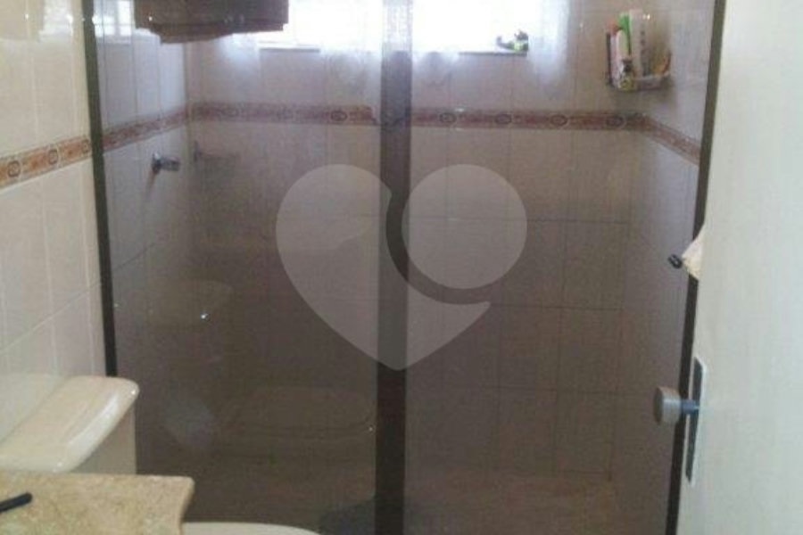 Sobrado à venda com 3 quartos em Vila Guilherme, São Paulo, SP