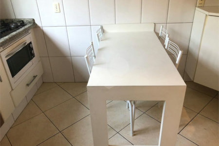 Casa à venda com 3 quartos, sendo 1 suíte, em Nova Petrópolis, São Bernardo do Campo, SP