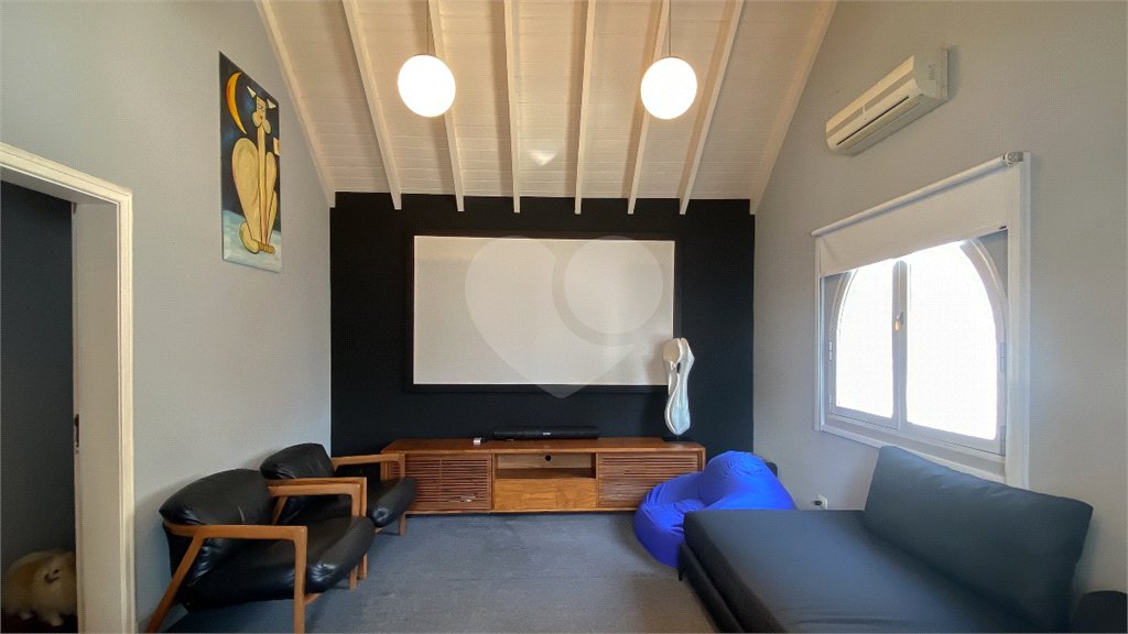 Casa à venda com 4 quartos, sendo 3 suítes, no condomínio Brisa Verde, São Paulo - SP