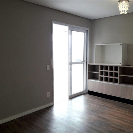 Apartamento à venda com 3 quartos, sendo 1 suíte, em Jardim Umarizal, São Paulo, SP