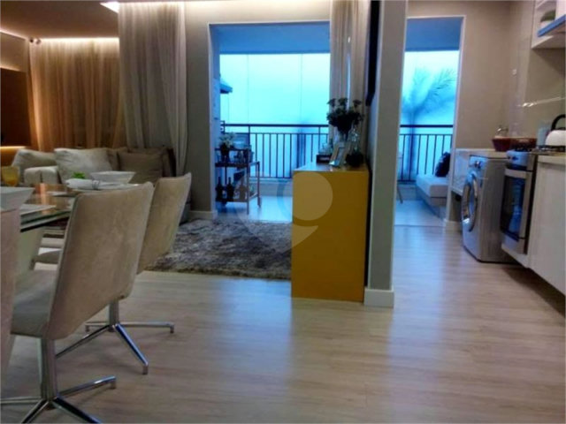 Apartamento à venda com 2 quartos, sendo 1 suíte,  em Vila Guilherme, São Paulo, SP