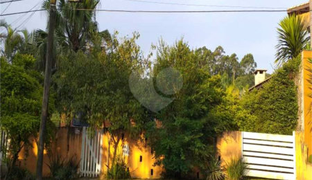 Casa à venda com 4 suítes no condomínio Alpes da Cantareira, Mairiporã - SP