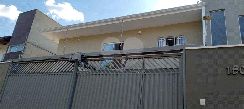 Casa à venda com 3 quartos, sendo 1 suíte, em Santa Cândida, Vinhedo, SP