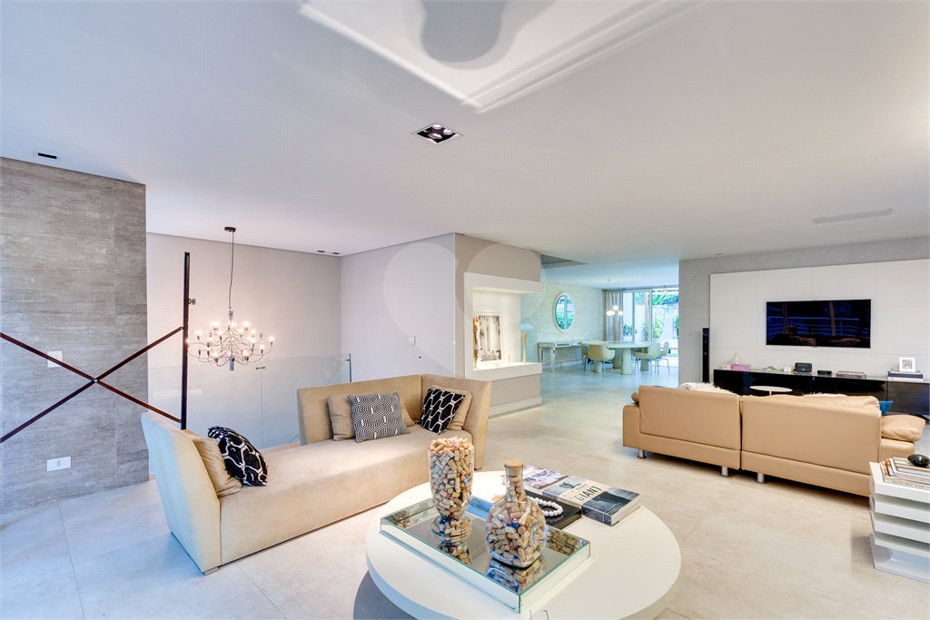 Casa à venda com 5 suítes no condomínio Vila de Palme, São Paulo - SP