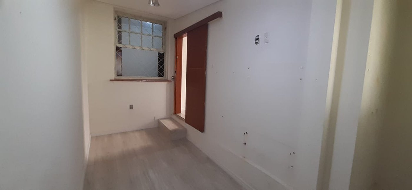 Casa à venda com 3 quartos em Taquaral, Campinas, SP