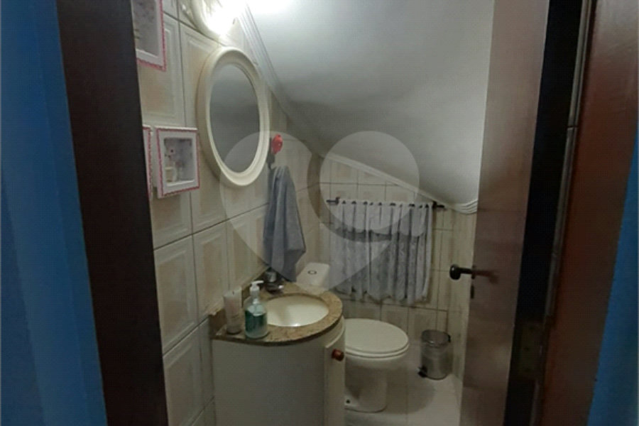 Sobrado à venda com 3 quartos, sendo 1 suíte, em Vila Maria Alta, São Paulo, SP