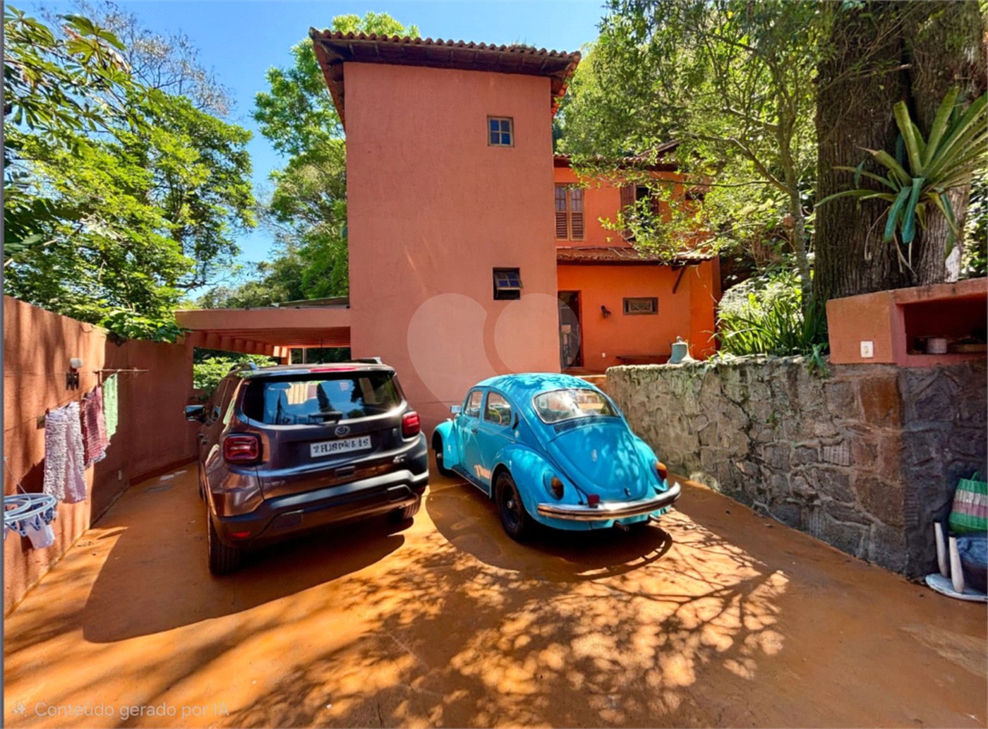 Casa à venda com 4 quartos, sendo 1 suíte, em Lagoa, Rio de Janeiro, RJ