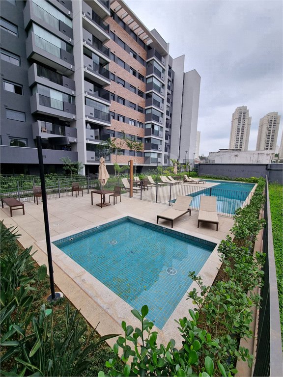 Apartamento à venda com 3 quartos, sendo 1 suíte,  em Ferreira, São Paulo, SP