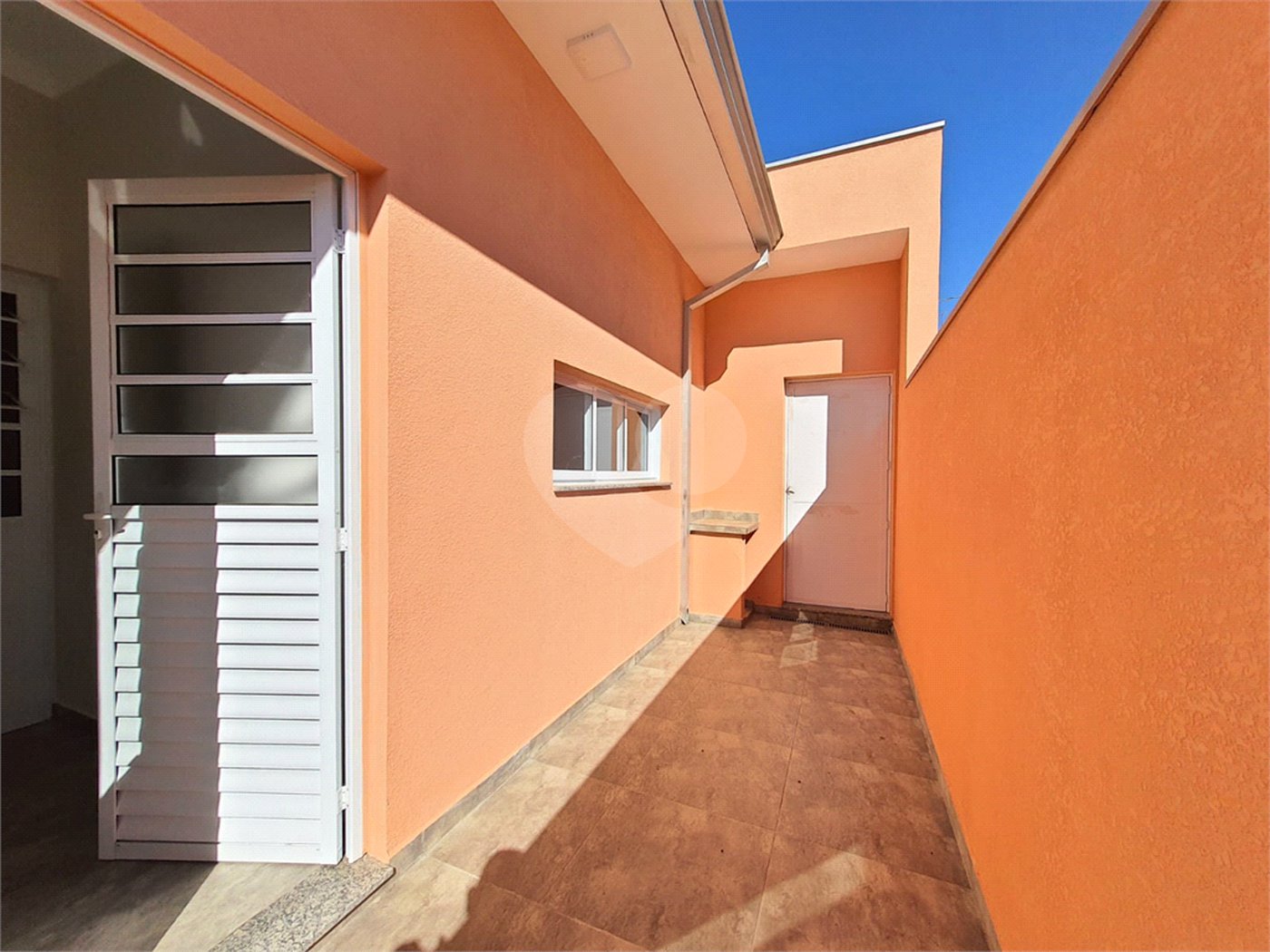 Casa à venda com 3 quartos, sendo 1 suíte,  no condomínio Residencial Reserva das Paineiras, Itapetininga - SP
