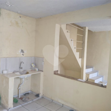 Kitnet à venda com 2 quartos em Residencial Jardim Pauliceia, Cuiabá, MT