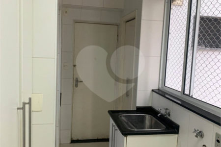 Apartamento à venda com 3 quartos em República, São Paulo, SP
