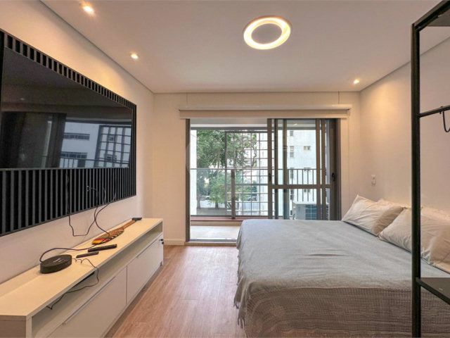 Apartamento à venda ou para alugar com 1 suíte em Campo Belo, São Paulo, SP