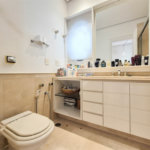Apartamento à venda ou para alugar com 4 quartos, sendo 3 suítes, em Moema, São Paulo, SP