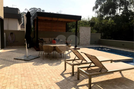 Casa à venda com 3 suítes em São Paulo II, Cotia, SP