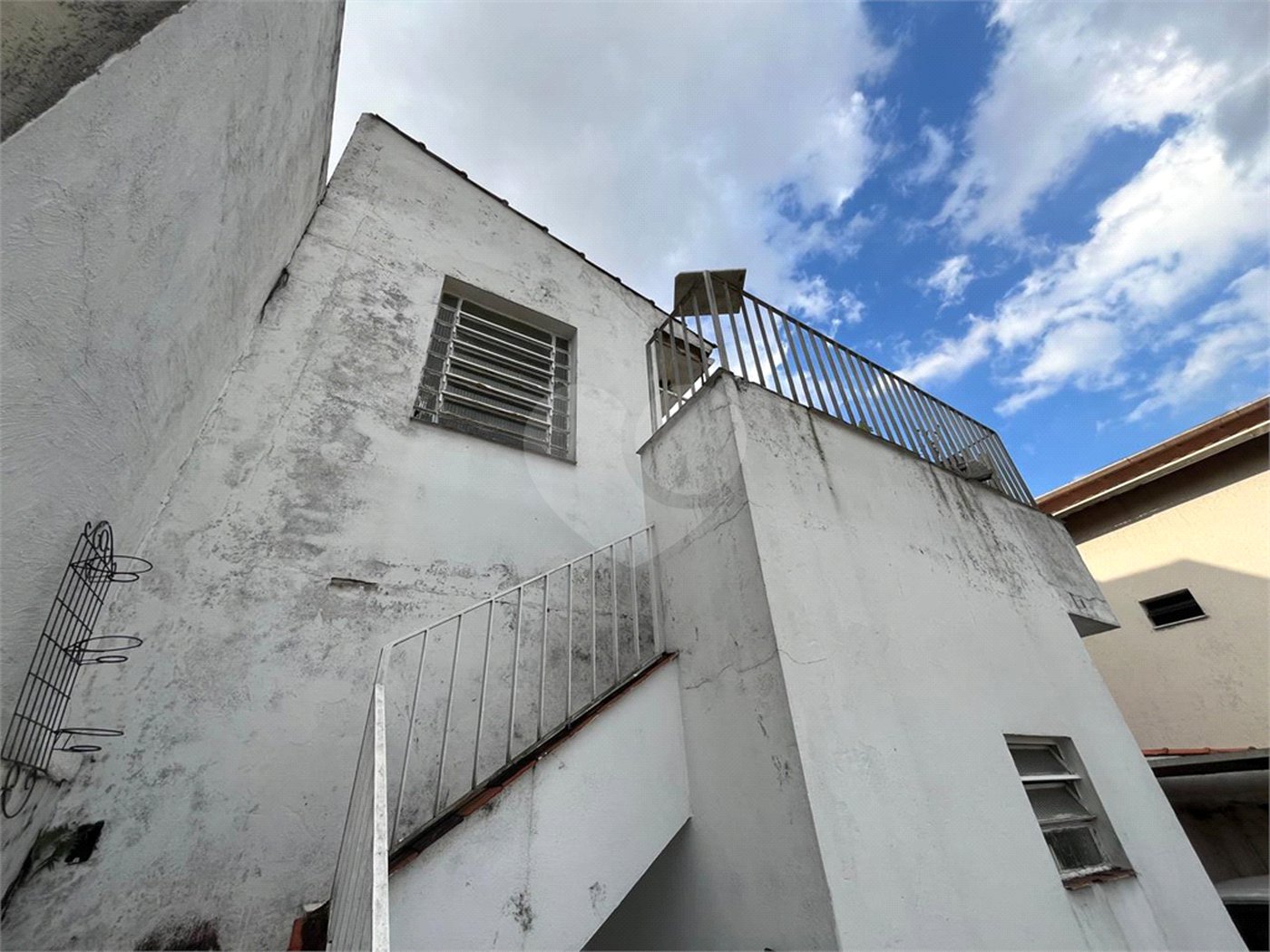 Sobrado à venda com 4 quartos, sendo 2 suítes,  em Vila Mariana, São Paulo, SP